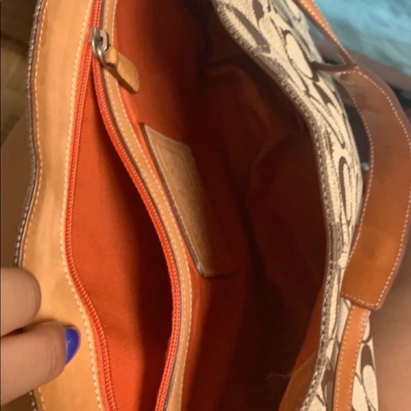 Purse - Picture 3 of 4